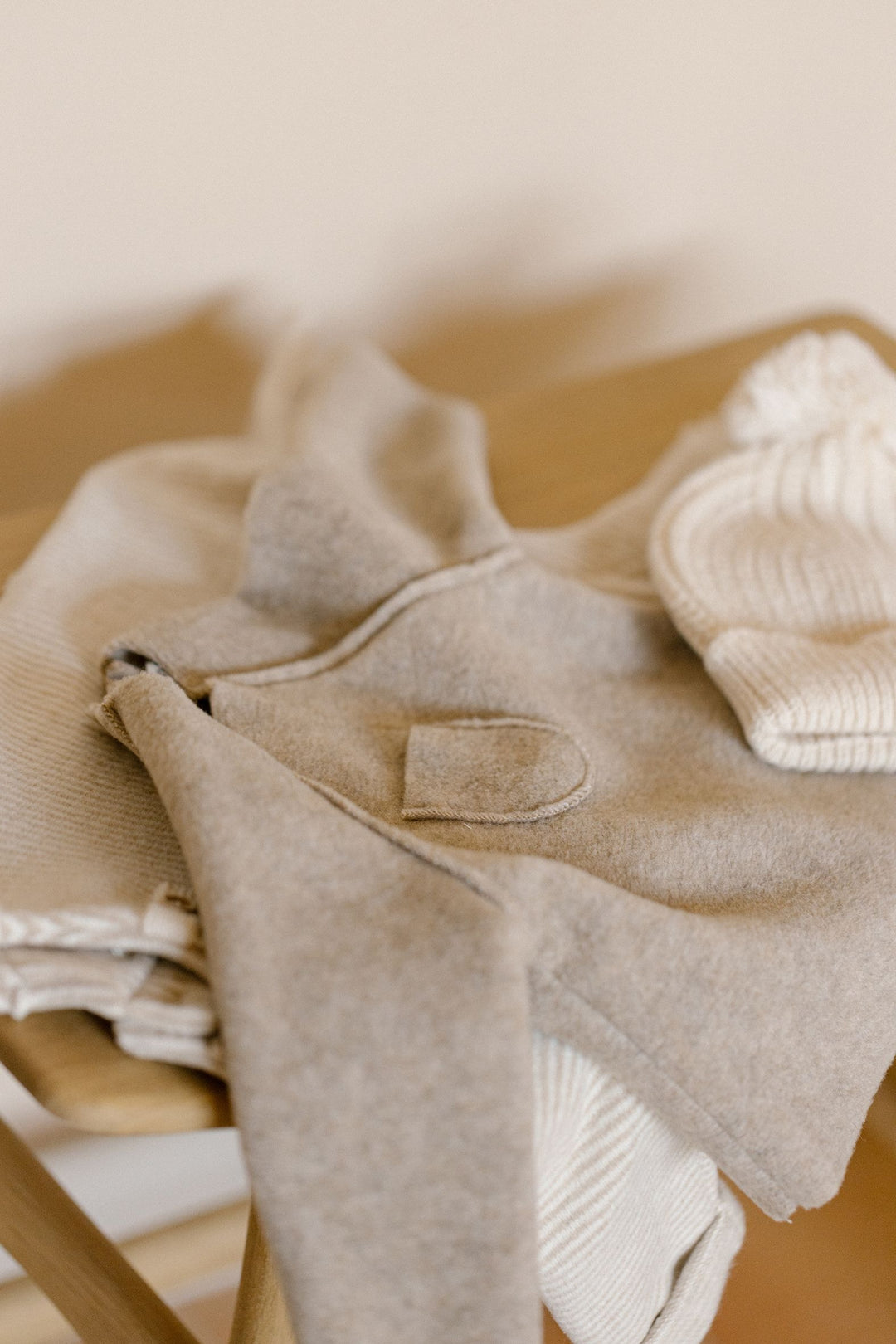 Beziers Beanie, Ecru