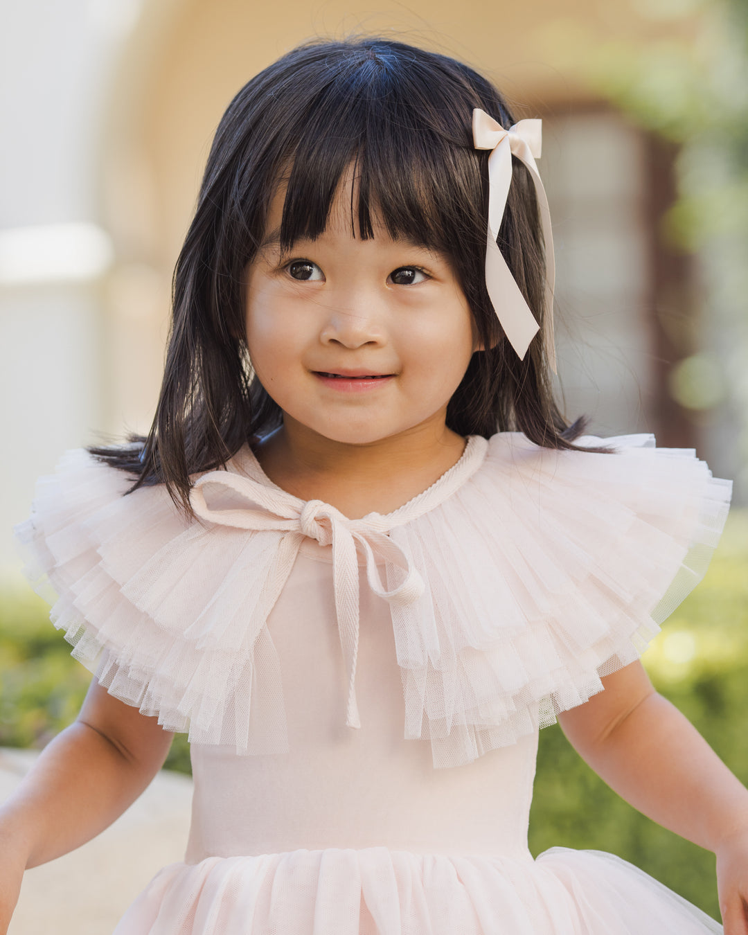 Satin Ribbon Bows Pearl, Ivory,
Mist