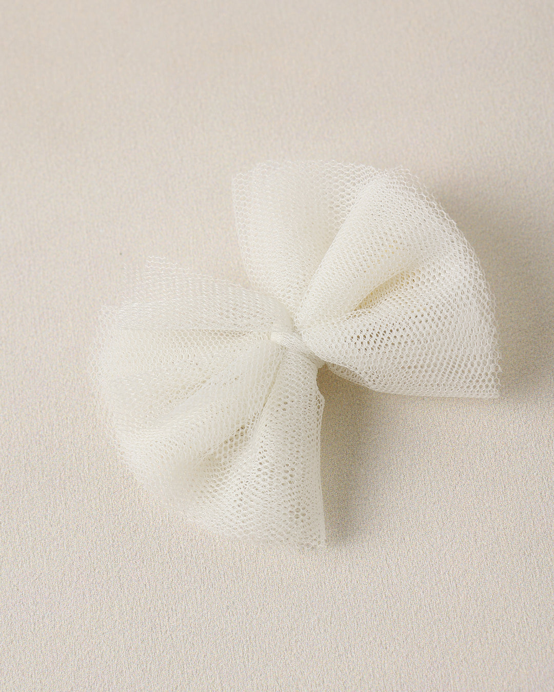 Flutter Tulle Clips, Ivory