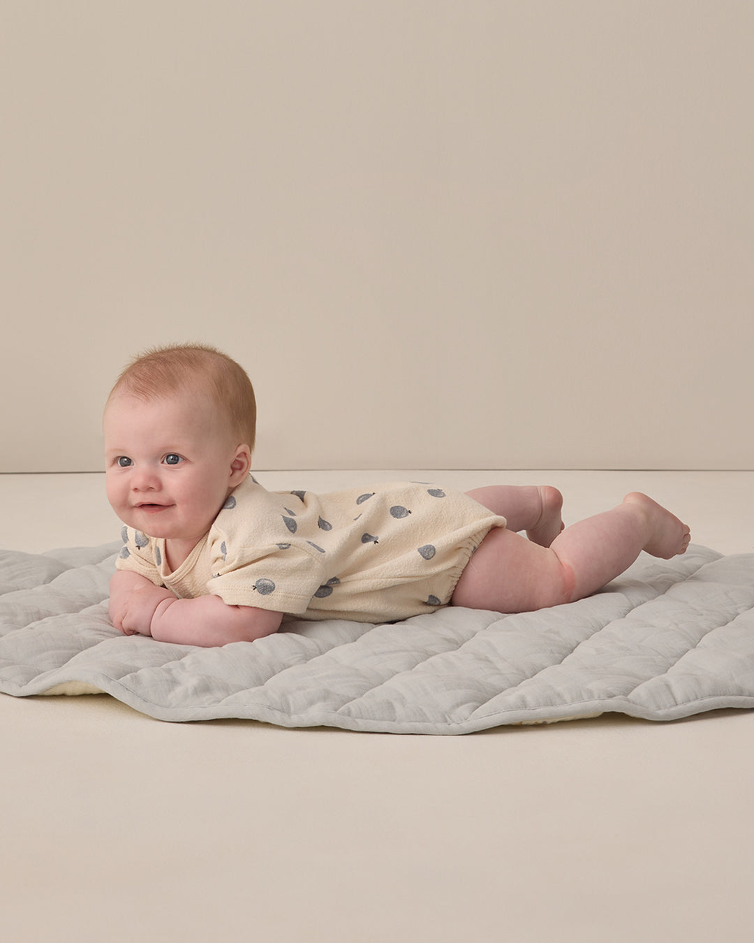Relaxed S/S Bubble Romper, Blueberries