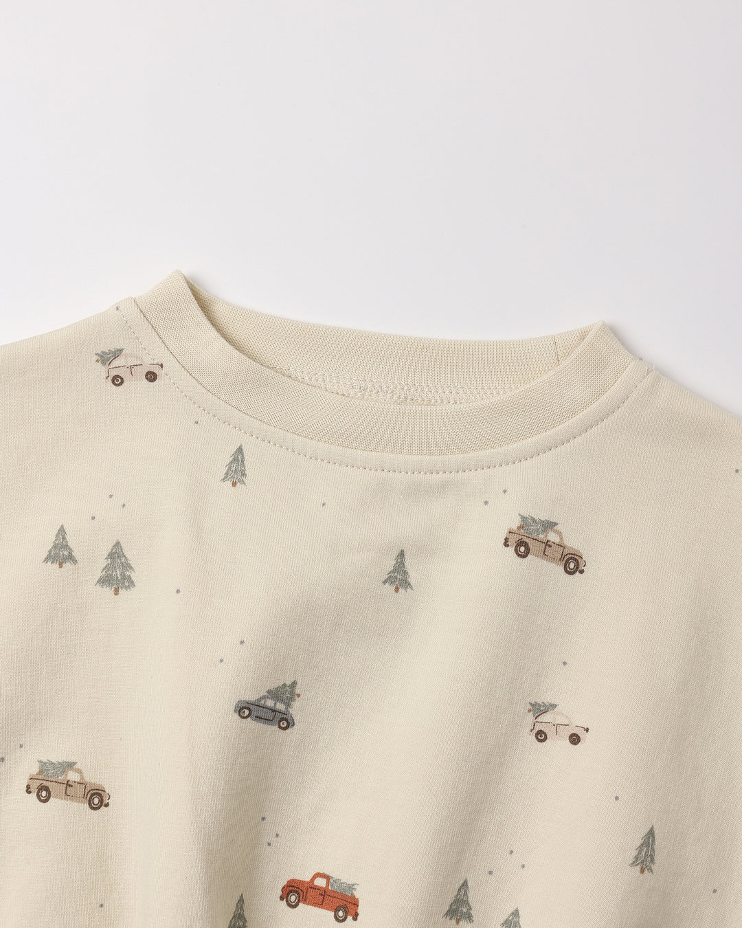 Quincy Mae Relaxed Fleece Sweatshirt, Holiday Drive — detail