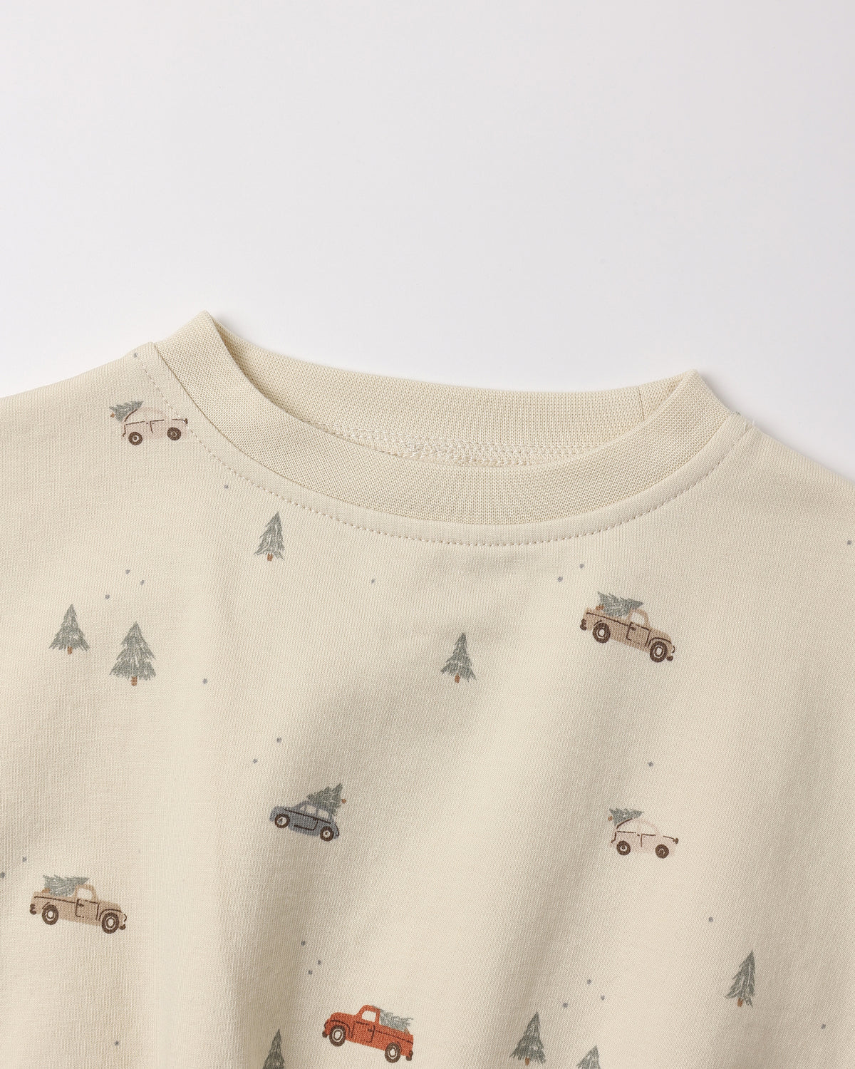 Quincy Mae Relaxed Fleece Sweatshirt, Holiday Drive — detail
