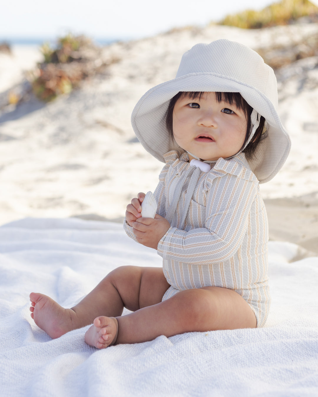 Bucket Hat, Sky