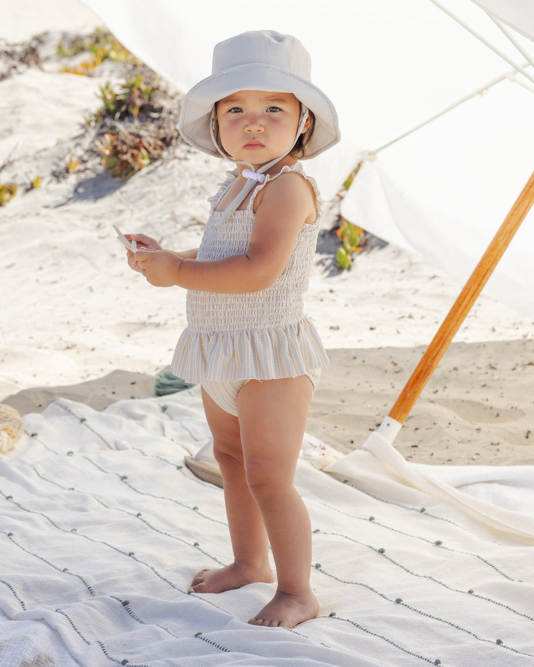 Bucket Hat, Sky