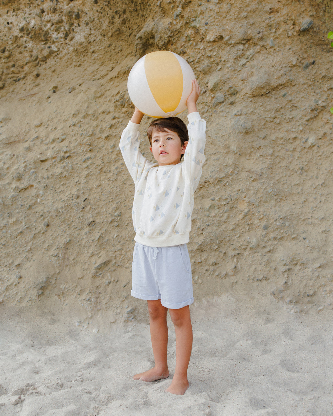 Relaxed Short, Light Blue