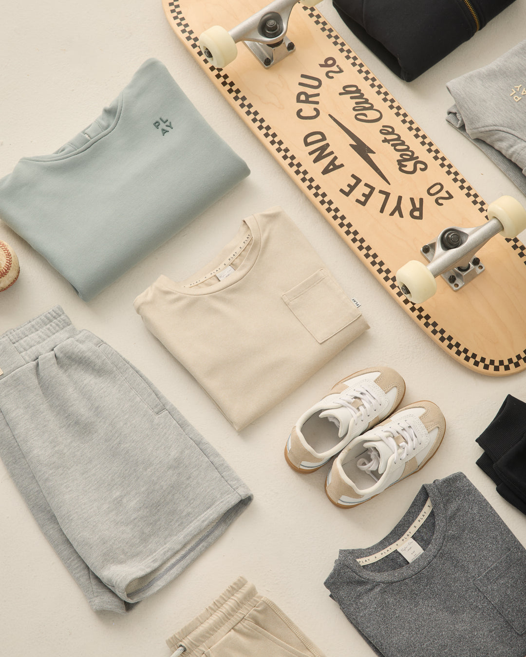 Cove Essential Pocket Tee, Heathered Pebble