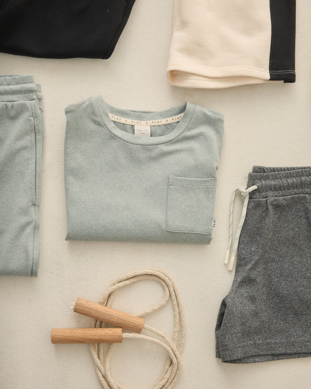Cove Essential Pocket Tee, Heathered Sea Green