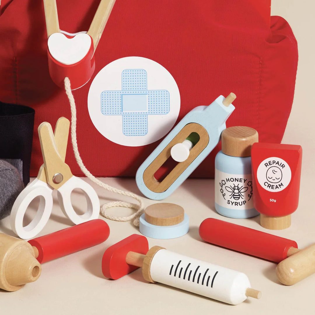 Vintage Doctor Roleplay, Wooden Kit