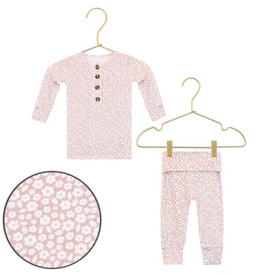 Top + Bottoms, Flora