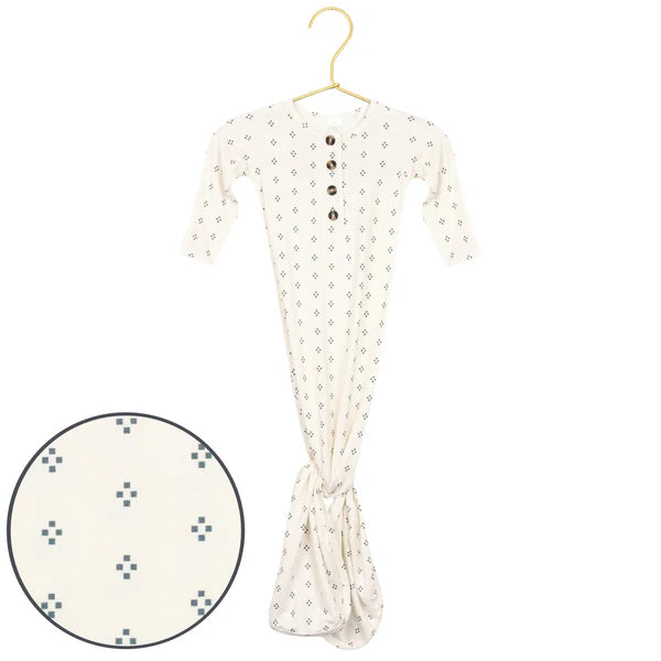 Knotted Gown, Louie