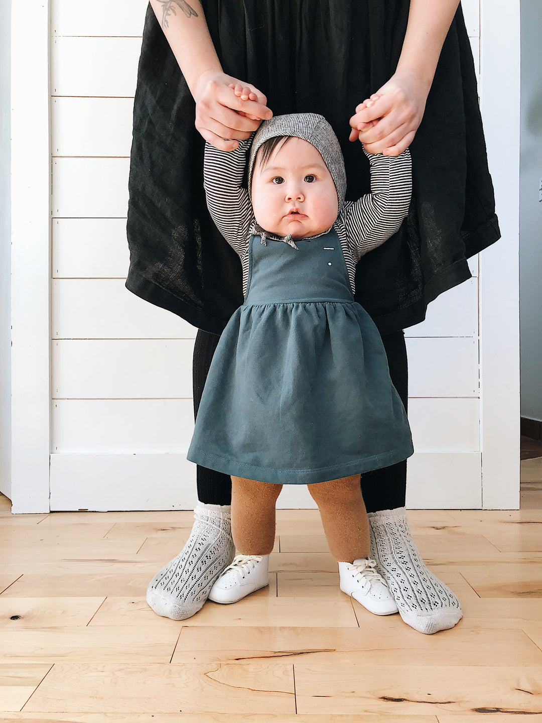 Baby Collar Onesie, Nearly Black/Cream